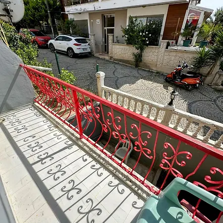 Viyana Pansiyon Hotel Çeşme