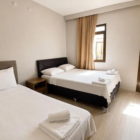 Viyana Hotel 2*